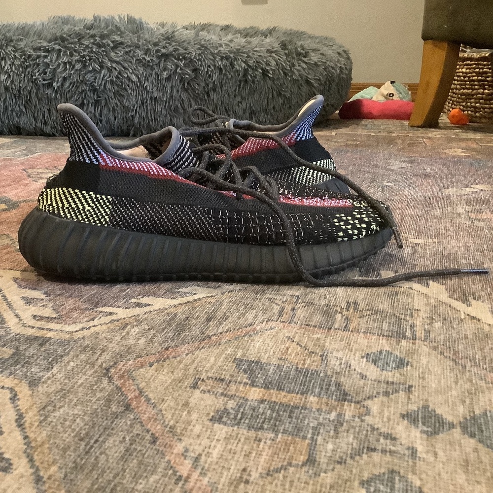 Yeezys 300 v2
